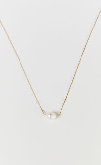 Nicky Necklace - Pearl Pendant Necklace in Gold