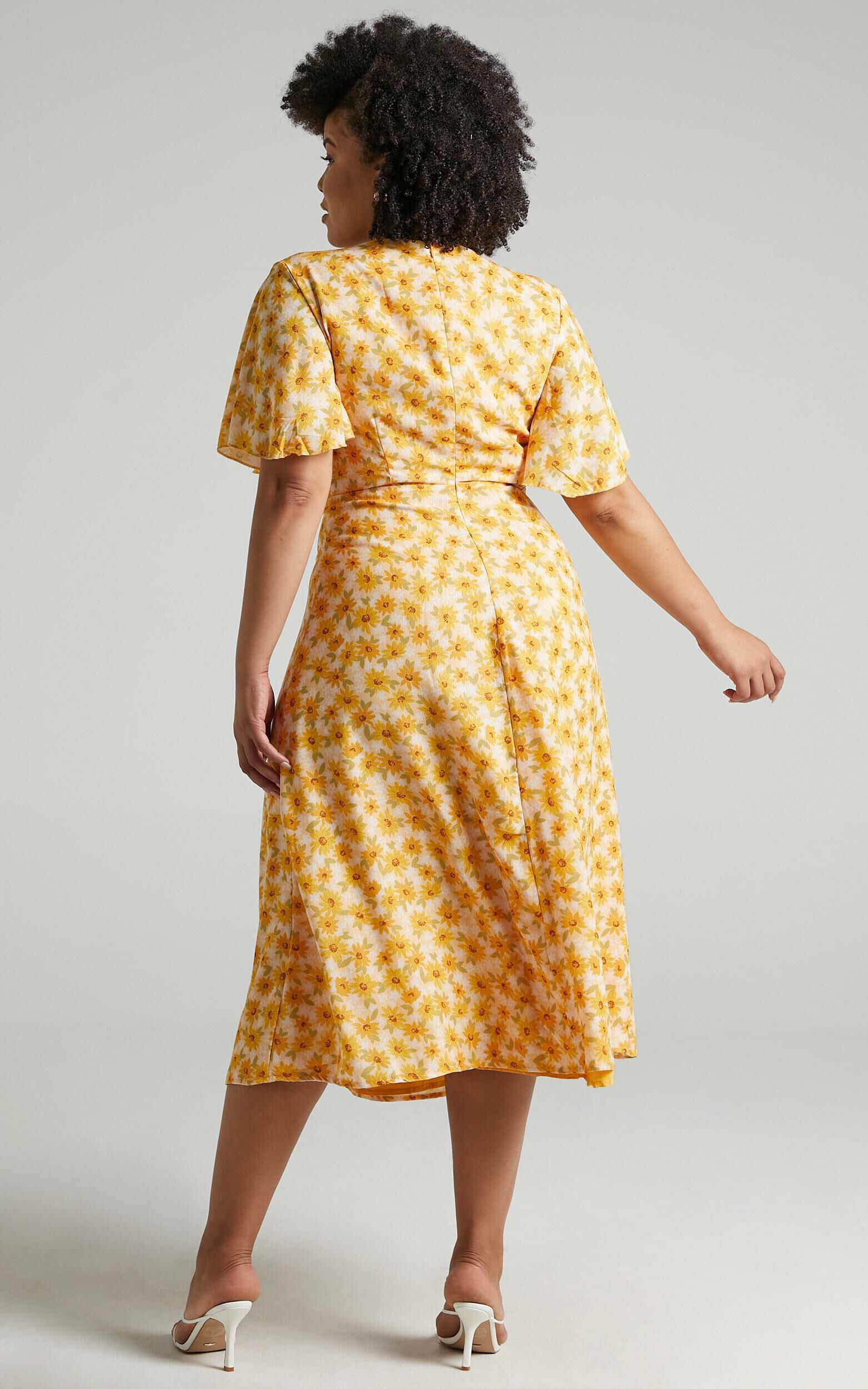 Sunflower-Printed Midi Dress/pearl white