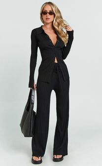 Kelsey Top - Button Through Long Sleeve Knitted Top in Black