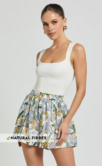 Amalie The Label - Linen Estella Elastic Waist Relaxed Shorts in Iris Floral
