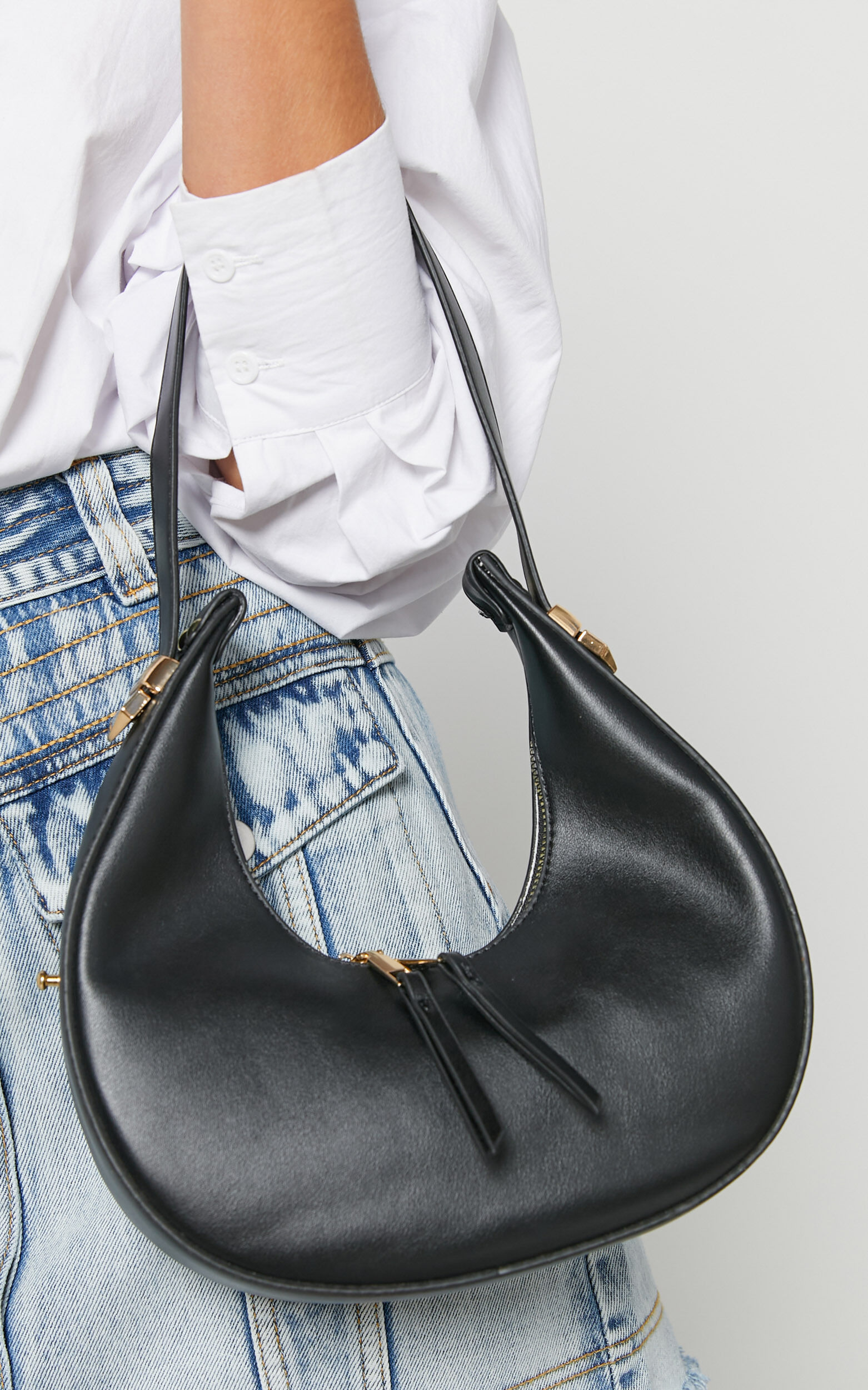 Half moon hobo bag store