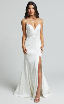 Francia Maxi Dress - Sweetheart Thigh Split Dress in White