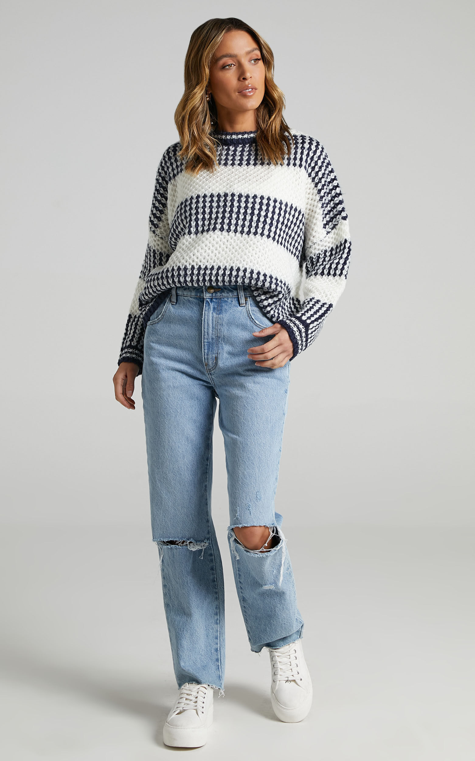 Huggle jumper online