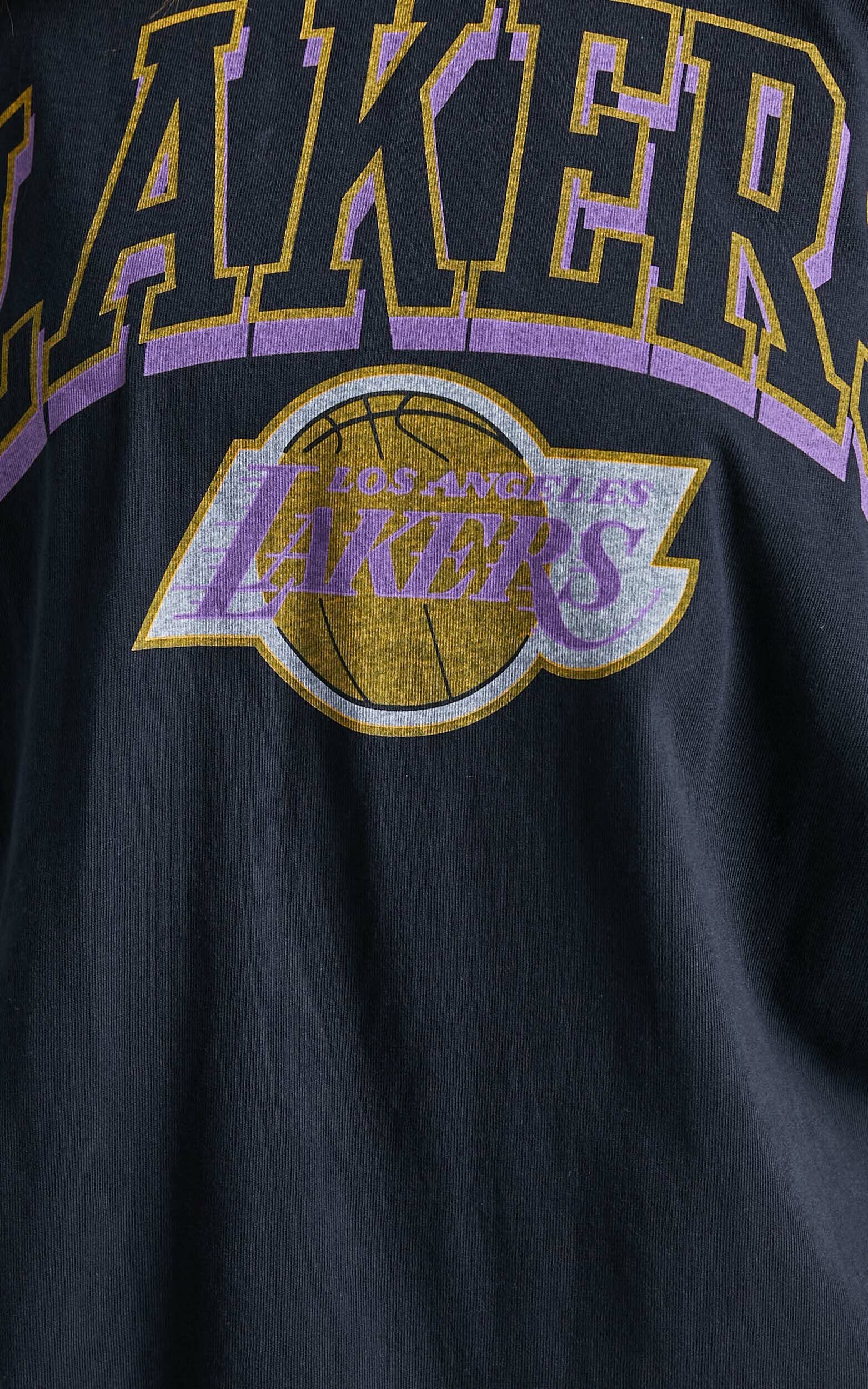 Lakers vintage top logo