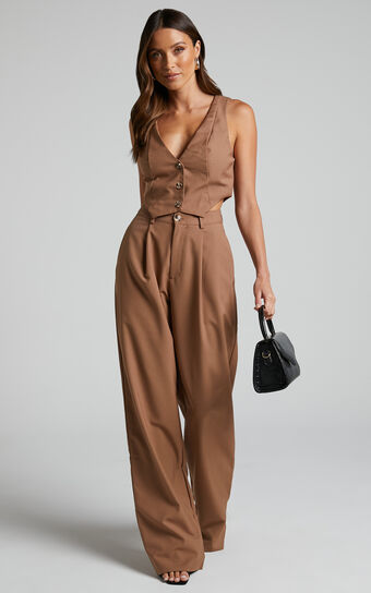 Izara Trousers - Mid Rise Relaxed Straight Leg Tailored Trousers in Mocha