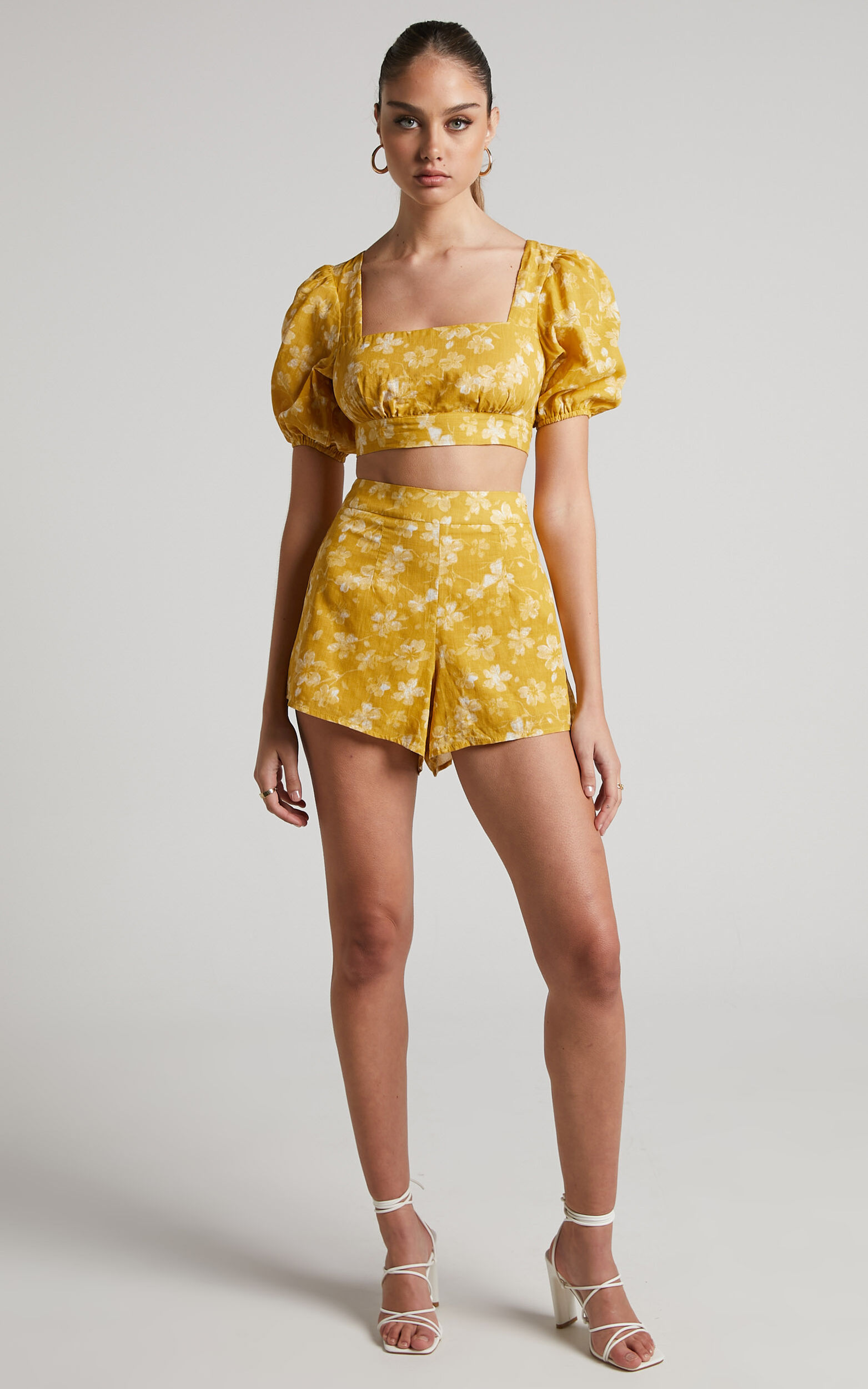Zilda Two Piece Set -Linen Open Back Puff Sleeve Crop Top and High Waist Shorts Set in Yellow - 04, YEL1