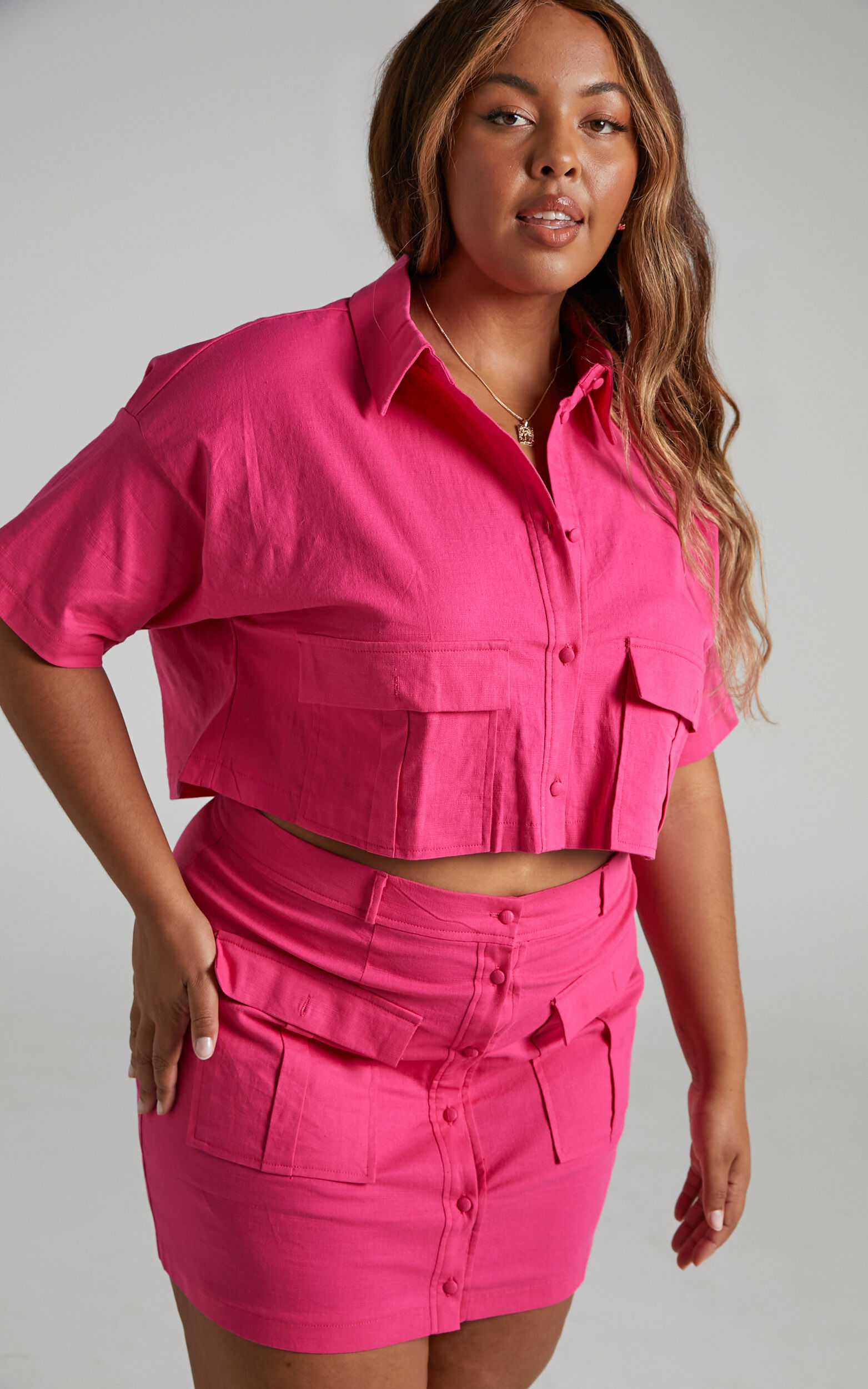 Pink mini best sale skirt with pockets