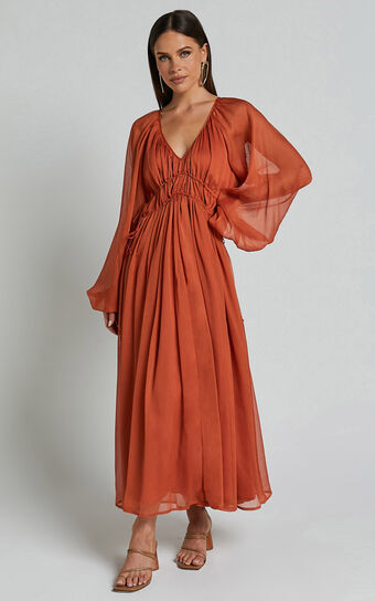 Roxanna Maxi Dress - Long Sleeve Ruched Waist Dress in Rust Showpo