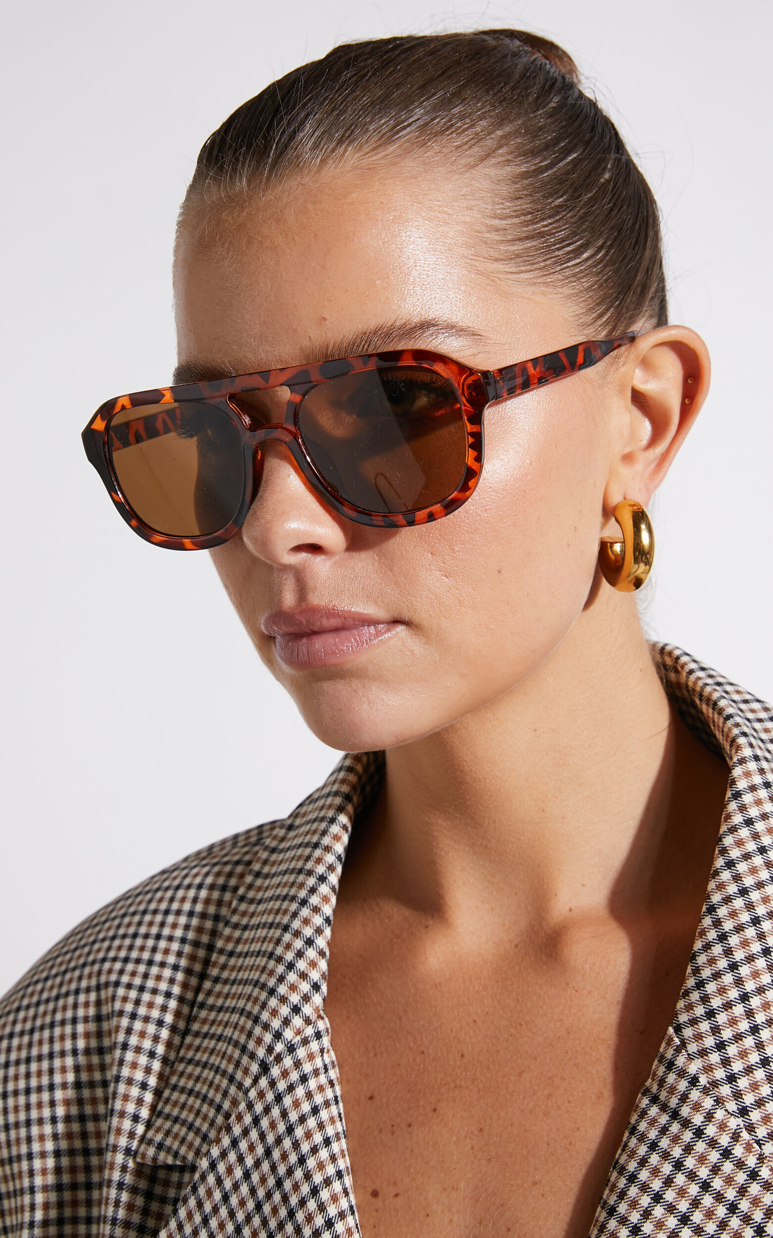 Tortoise shell aviator sunglasses sales