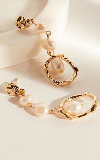 Kheya Earrings - Pearl Drop Earrings in Gold
