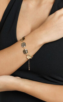 Delilah Textured Bracelet in Gold