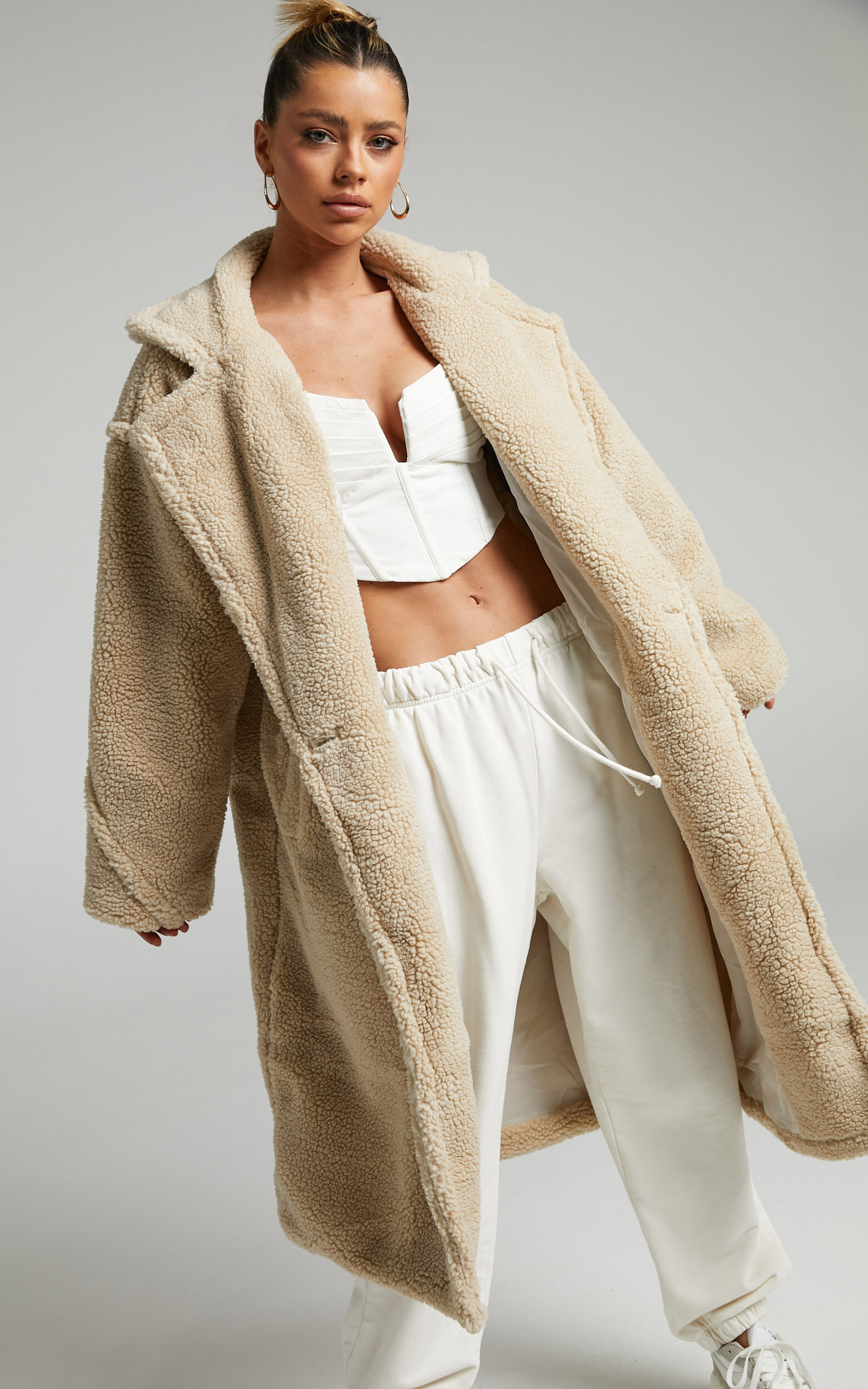 Fuzzy tan coat hotsell