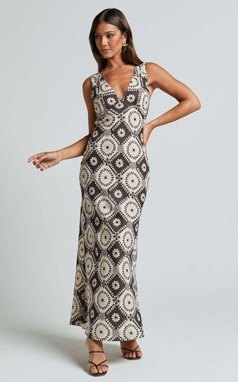 Ryhana Midi Dress - Deep V Nick Sleeveless Slip Dress in Brown & Cream Geo
