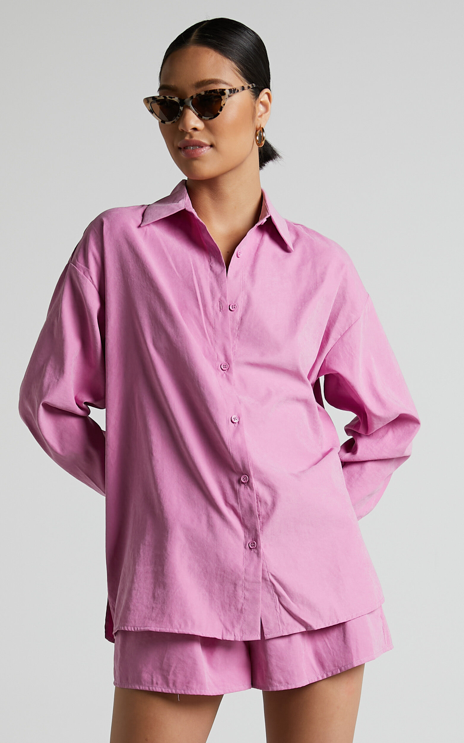 Niobe Shirt - Relaxed Button Up Long Sleeve Shirt in Pink
