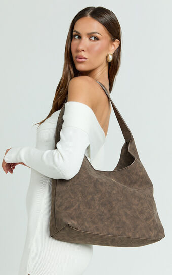 Peta and Jain - Jami Slouchy Tote Bag in Chocolate Suede