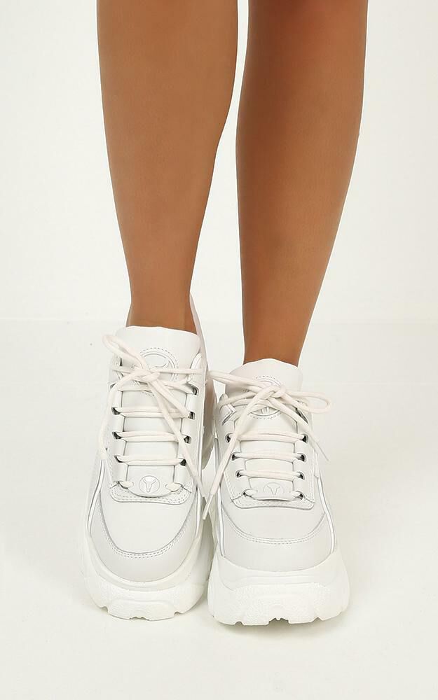 Windsor Smith Lupe Sneakers In White Leather Showpo