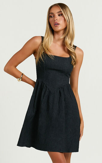 Rhaziya Mini Dress - Sleeveless Straight Neck Fit and Flare Dress in Black