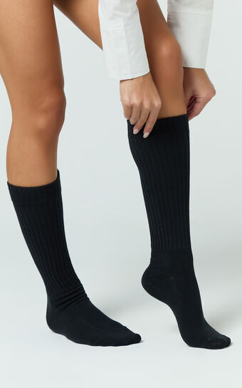Nikki Socks - Thick Calf Length Socks in Black