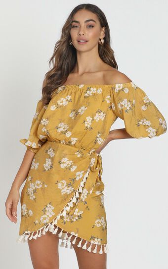 Ettie Bardot Dress in mustard floral