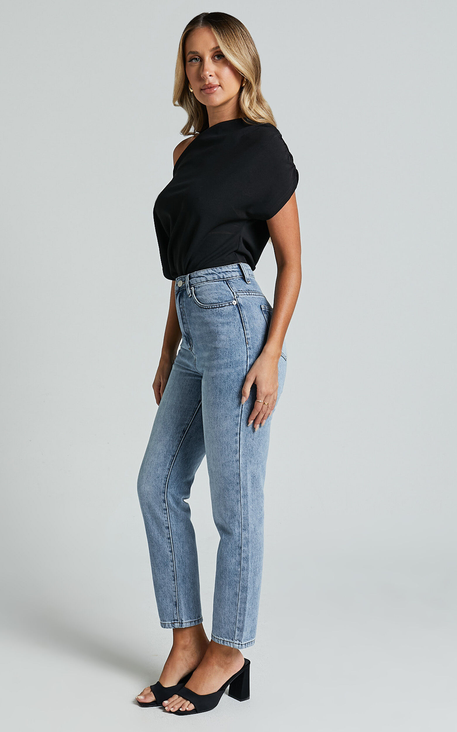 Billie Jeans - High Waisted Recycled Cotton Mom Denim Jeans in Mid Blue ...
