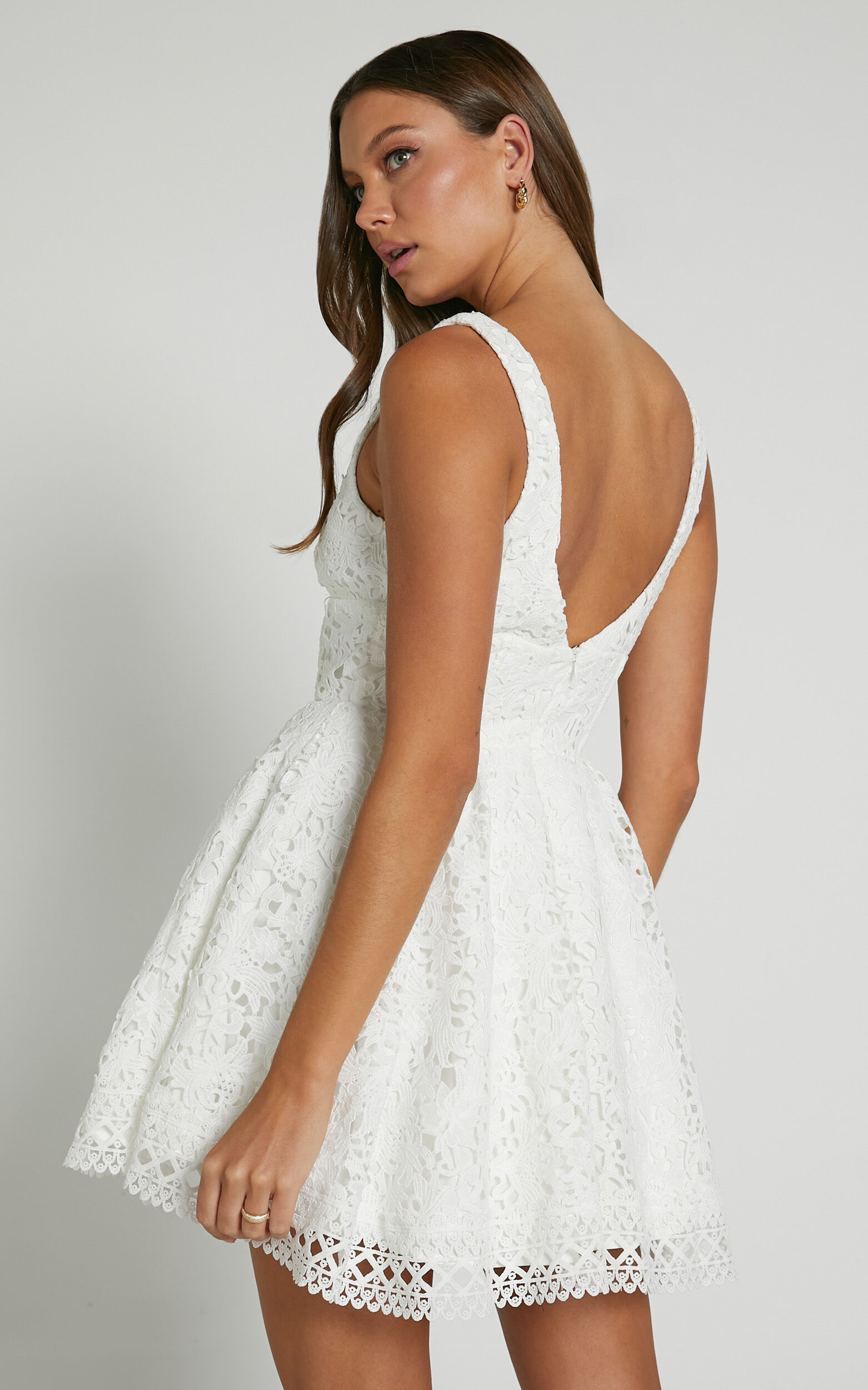 Short white fit deals and flare dress