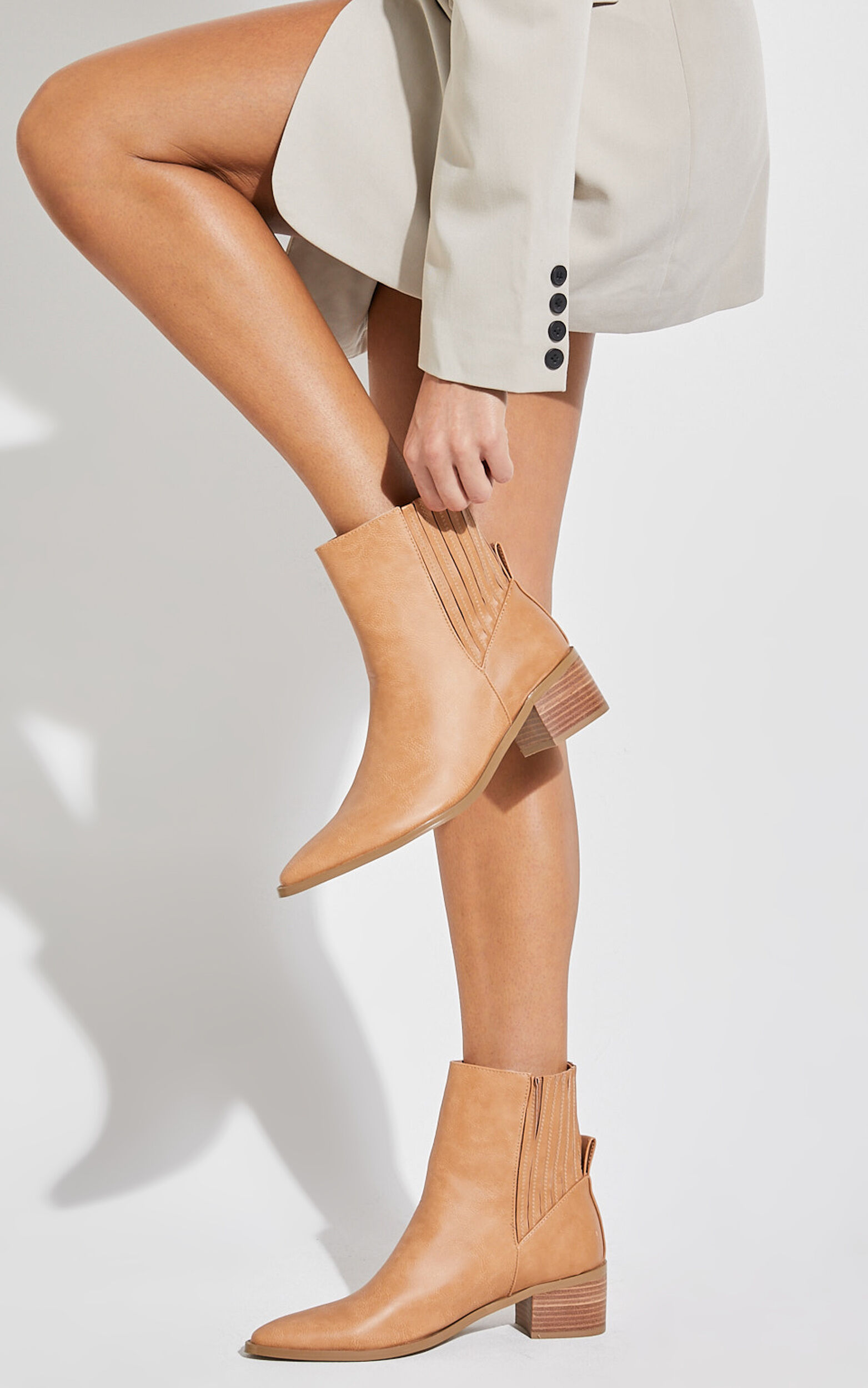 Billini - Xora Boots in Camel - 05, BRN1
