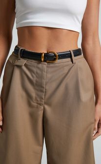 Ninetta Belt in Black