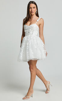 Everheart Mini Dress - Sweetheart Bustier Lace Dress in White