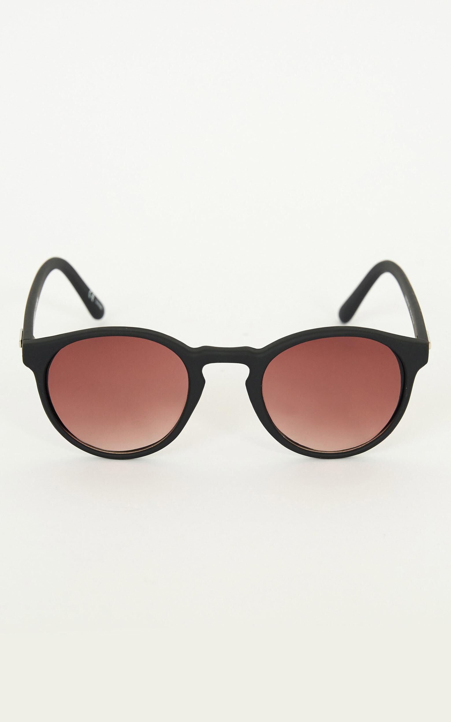 MinkPink Saturday Sunglasses In Black Rubber Showpo EU
