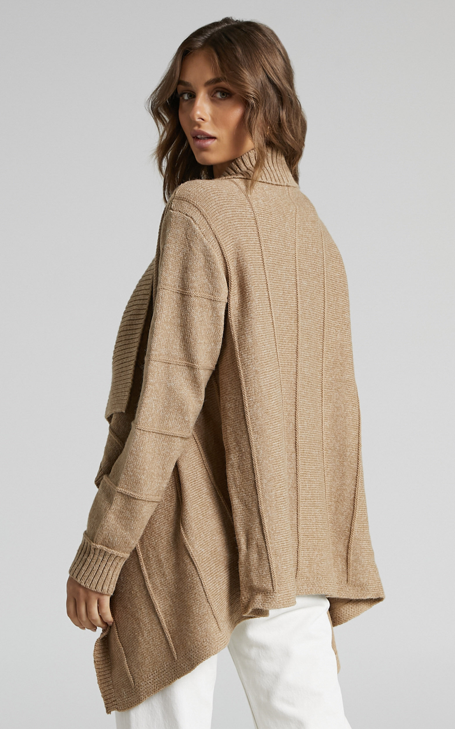 Isleen Oversized Collar Cardigan in Camel Showpo