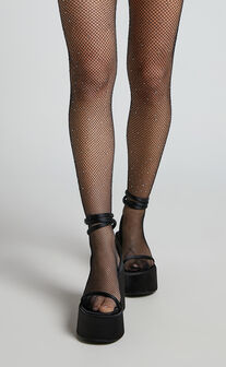 Riesz Diamante Fishnet Stockings in Diamante