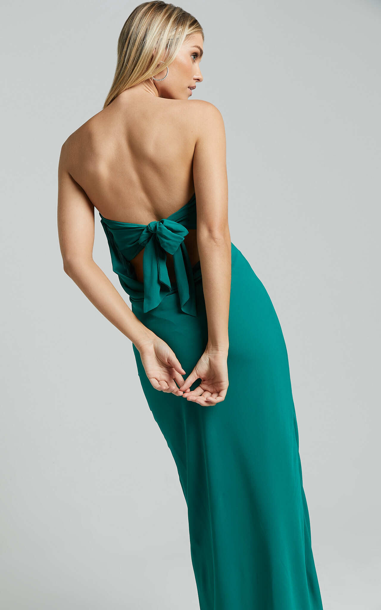 Green maxi sales formal dress
