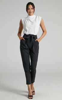 Raegen Pant - High Waist Tapered Leg Pant in Black