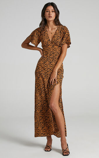 Tiarne Relaxed Maxi Dress in Animal Print