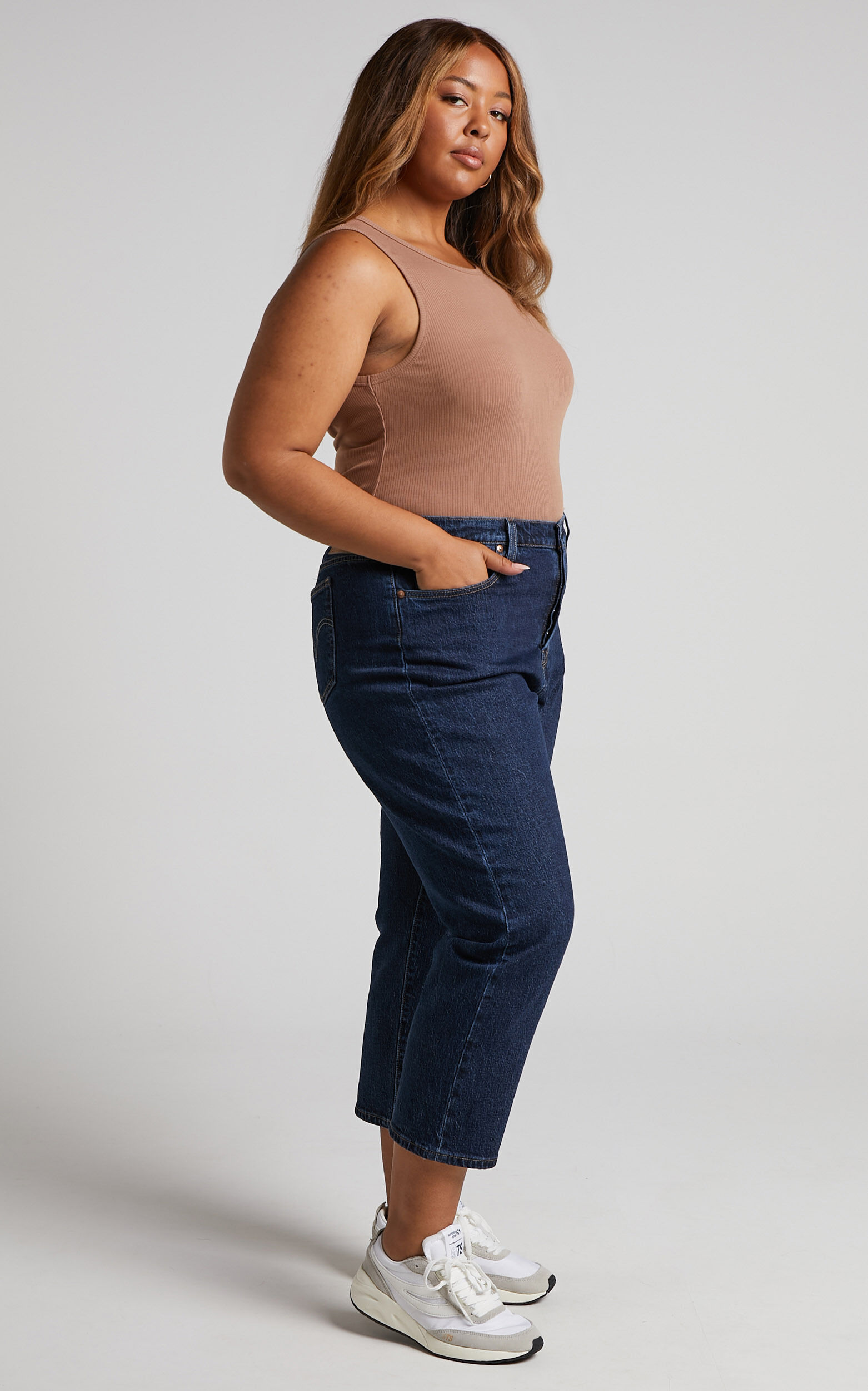 Levi sales crop jeans