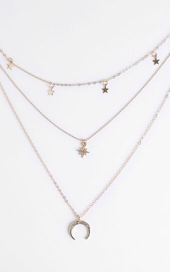 Alissa Star Layered Necklace in Gold