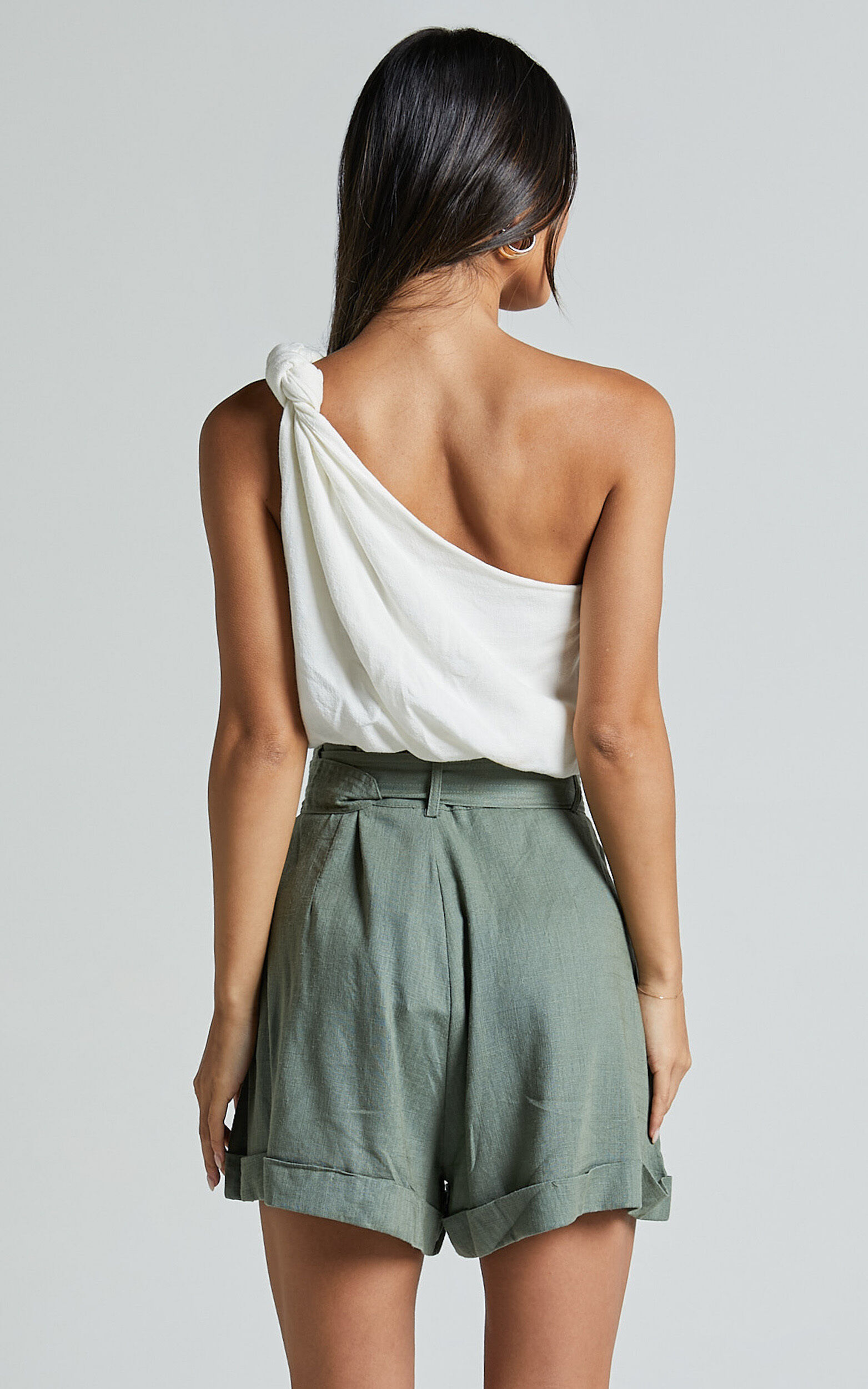 Lerose Pleated Shorts Linen Look Belted High Waisted Shorts in