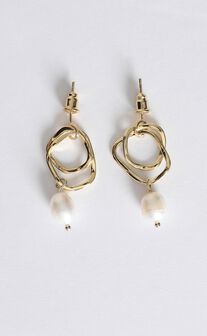 Flora Double Hoop Drop Earring in Gold And Pearl