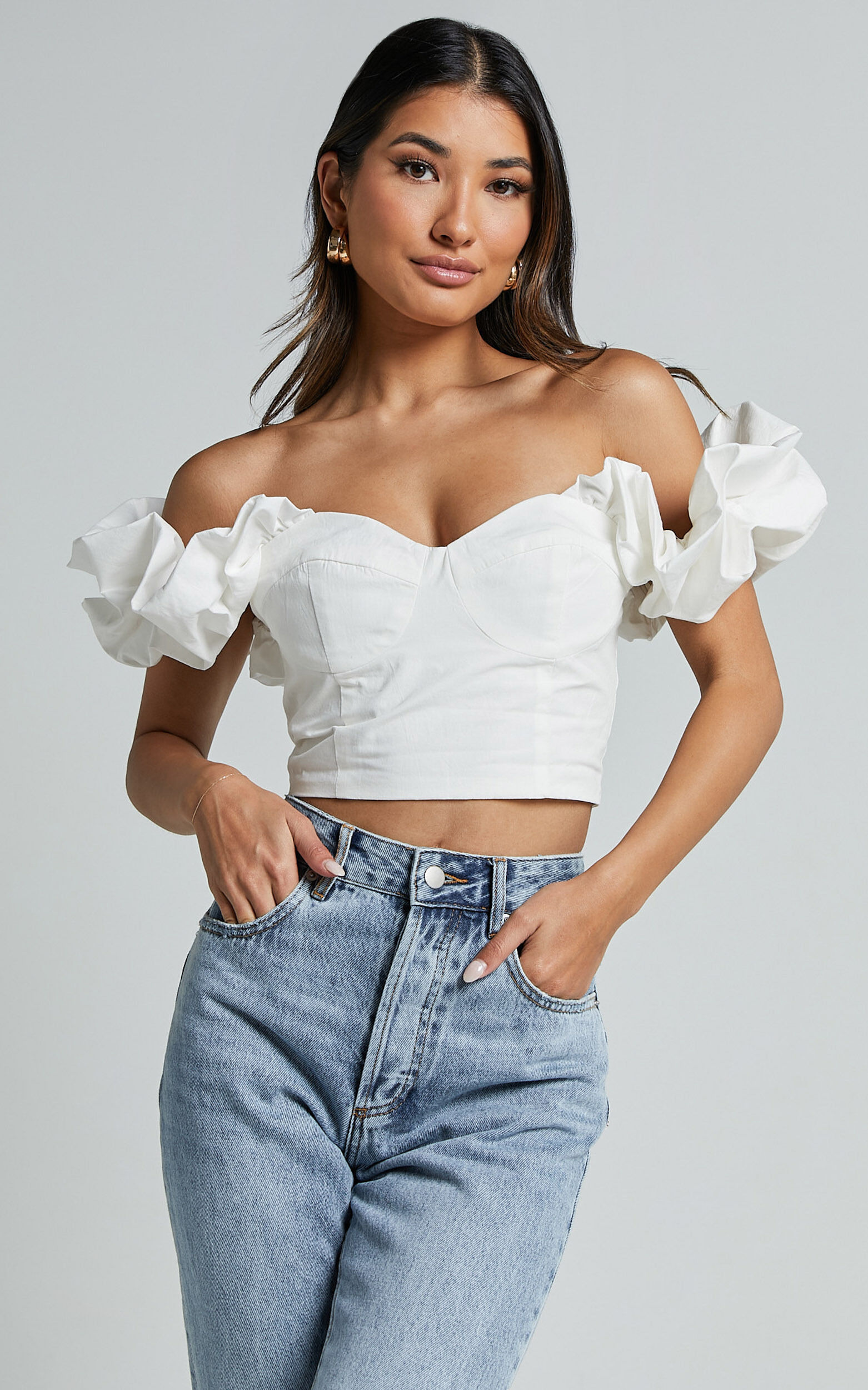 Moirah Top Off Shoulder Sleeve Sweetheart Cropped Bustier in White