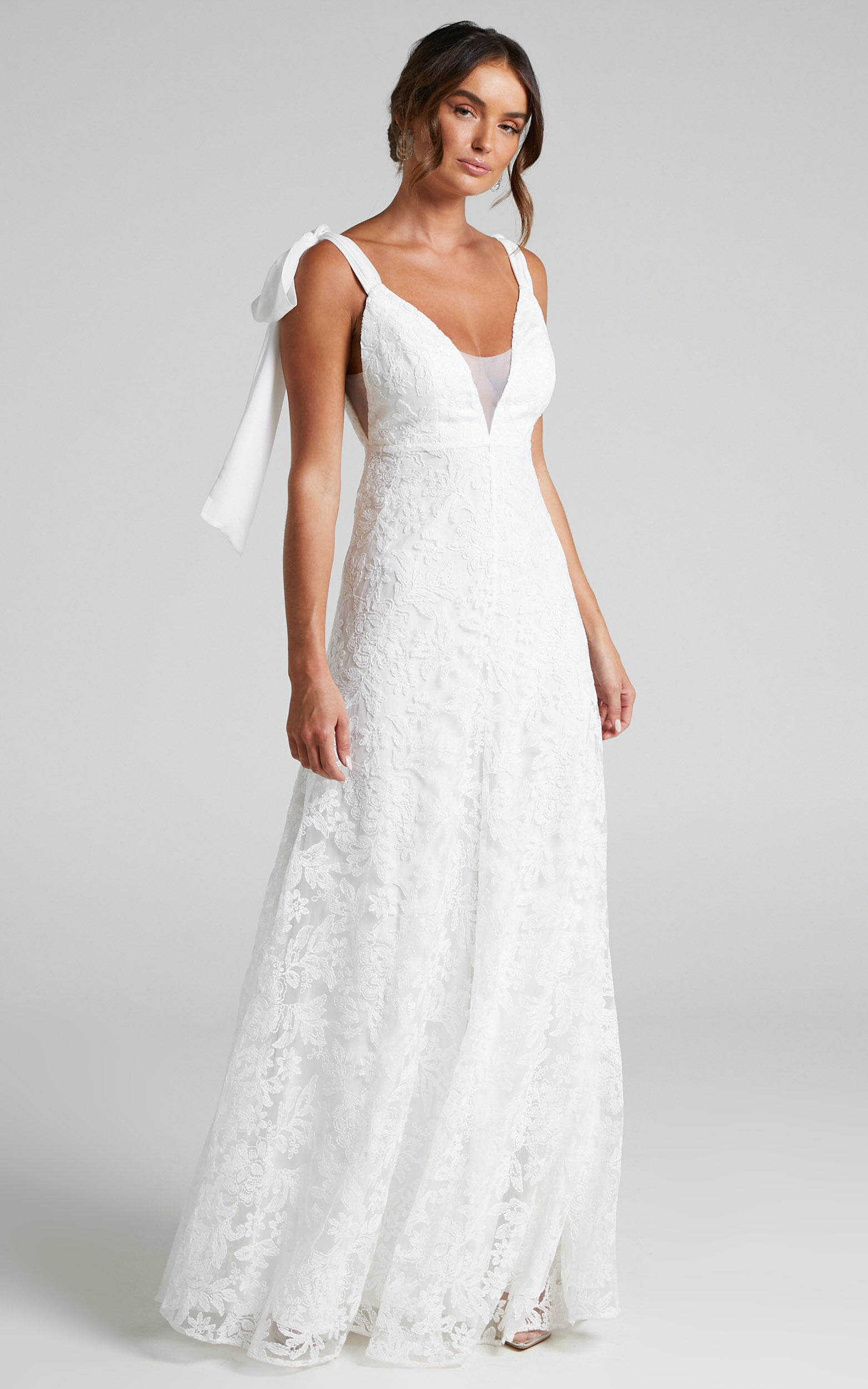 Petunia Gown - Tie Shoulder Plunge Neck Lace Gown in Ivory - 06, WHT1