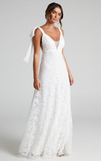 Petunia Gown - Tie Shoulder Plunge Neck Lace Gown in Ivory