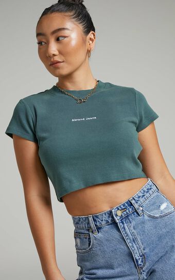 Abrand - A 90's Crop Tee in 90s Green