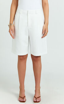 Nola Shorts - Mid Waist Bermuda Relaxed Fit Shorts in White