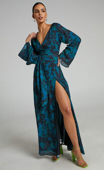 Mirski Midi Dress - Tie Waist Flared Sleeve Dress in Jewel Blur