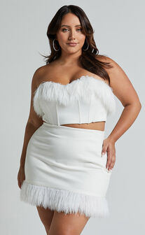 Rhaiza Top - Faux Feather Trim Strapless Sweetheart Crop Top in White