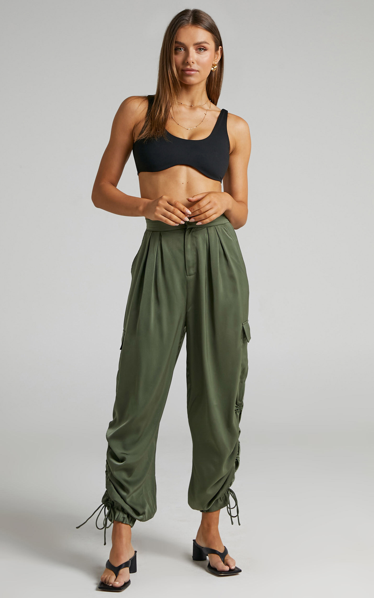 Ruched cargo pants shop
