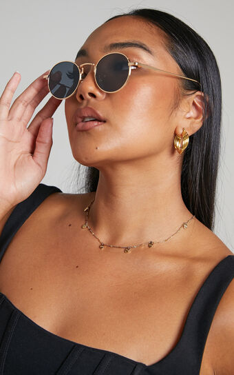 Cecelia Round Sunglasses in Black and Gold