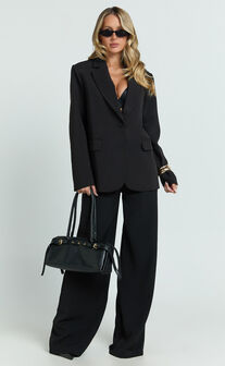 Selena Blazer - Boxy Single Breasted Blazer in Black
