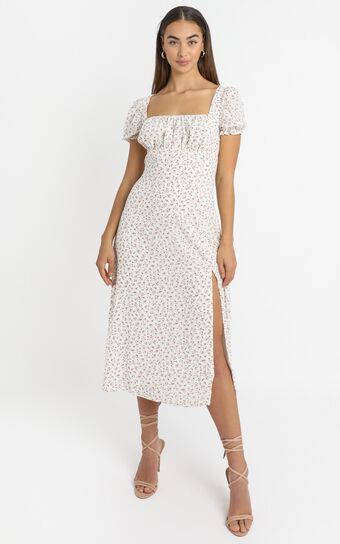Skipping By Dress In White Floral