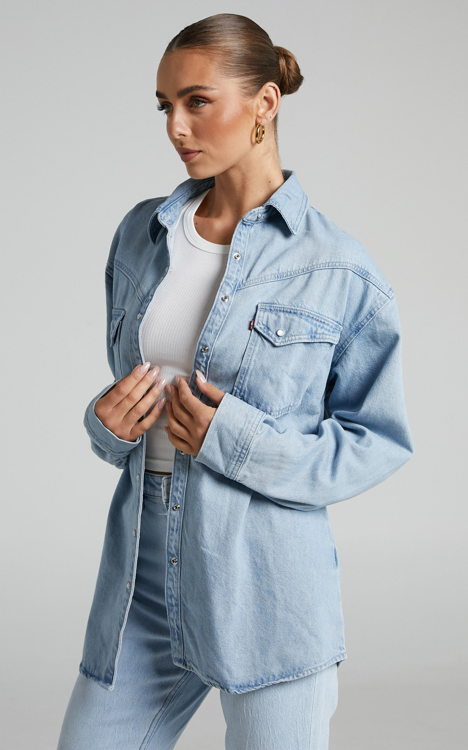 Levi jean sales shirt womens